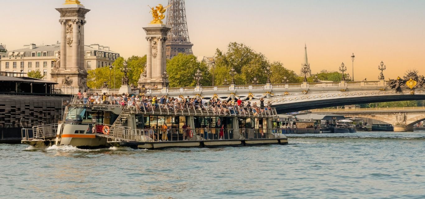 🚢 바토 파리지앵 - 에펠탑